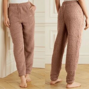 Skims Teddy Jogger Desert NWT - Medium